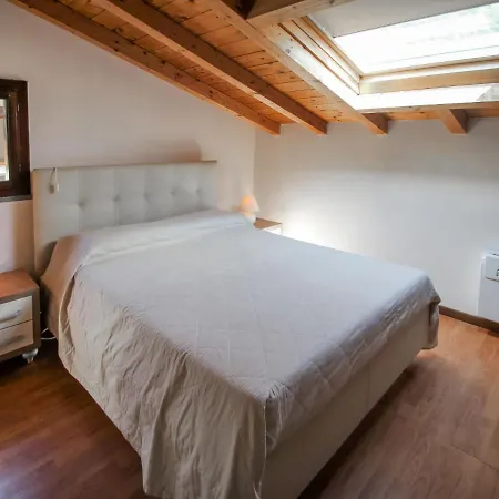 Appartement Locazione Turistica Borgo Castello Argegno